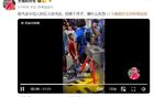 武磊方发文寻人：寻找在上海体育场、身着国家队7号球衣的小球迷父子；该对父子疑遭数名身着申花球衣球迷围攻，韩乔生怒怼“算什么东西”